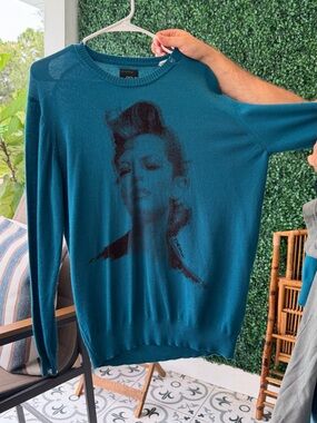 Vintage Energie Teal Crewneck Sweater with Monochrome Face Graphic